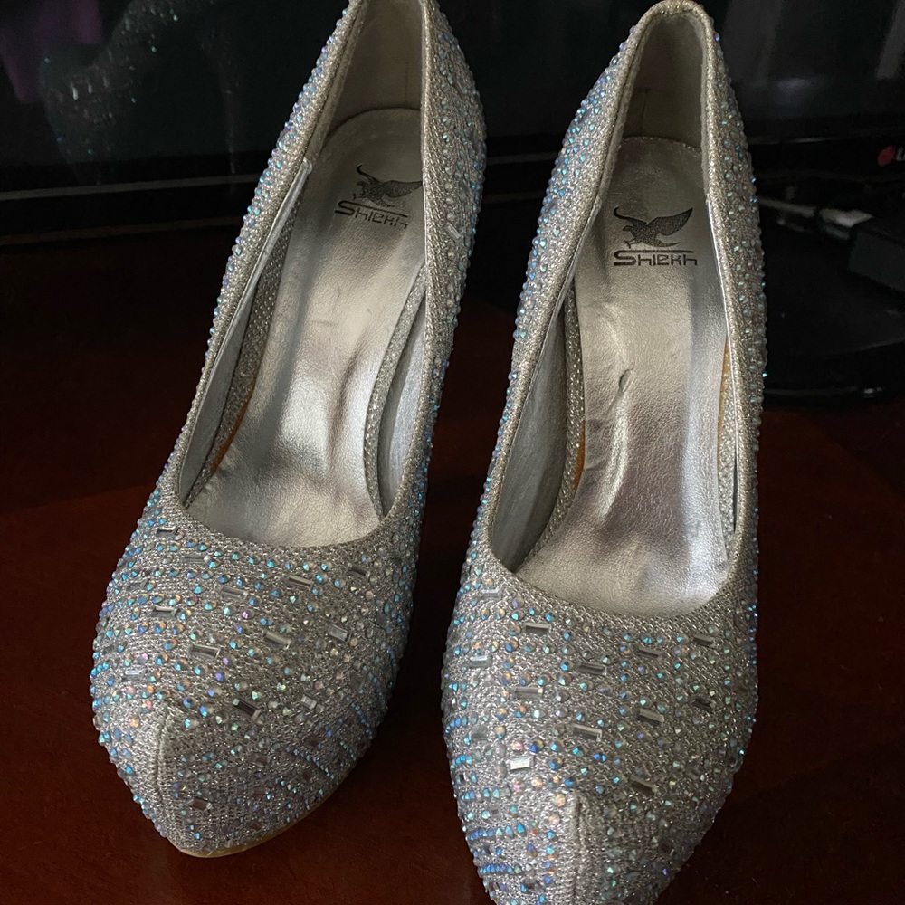 Sheikh Sparkly Rhinestone Pumps - Picture 2 of 4